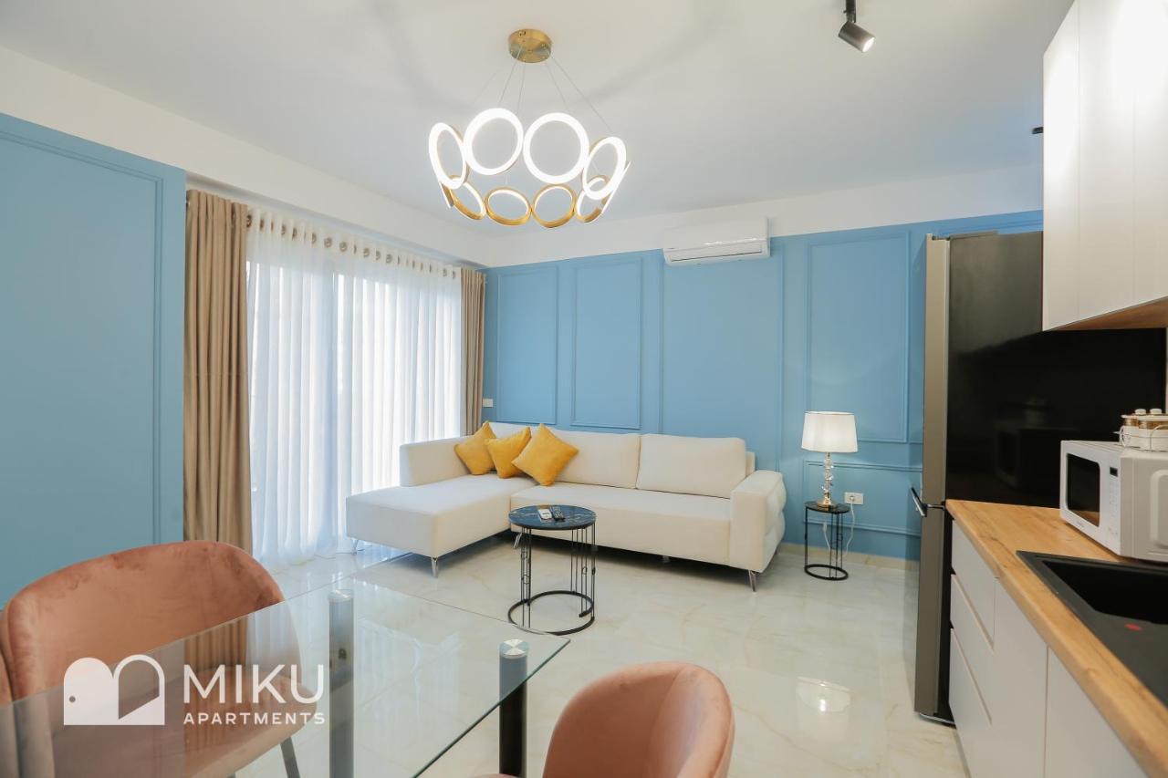 Miku Apartment - Glamorous 1Bedroom Apartment At Olympic Residence Tirana Exterior photo